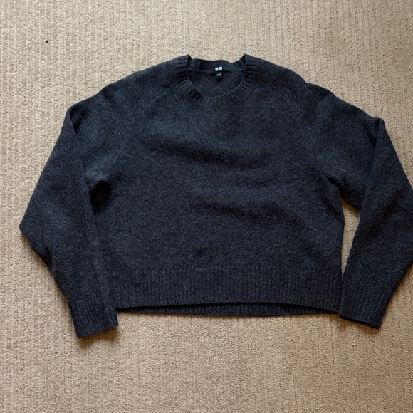 Uniqlo Soufflé Yarn Crew Neck Sweater, size XS, Dark Grey - Picture 3 of 6